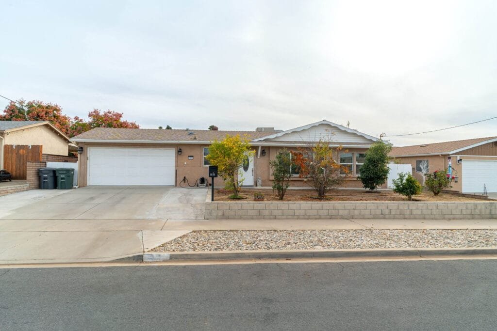 Real estate photography of 1611 Richandave Ave, El Cajon, CA 92019 by R360°