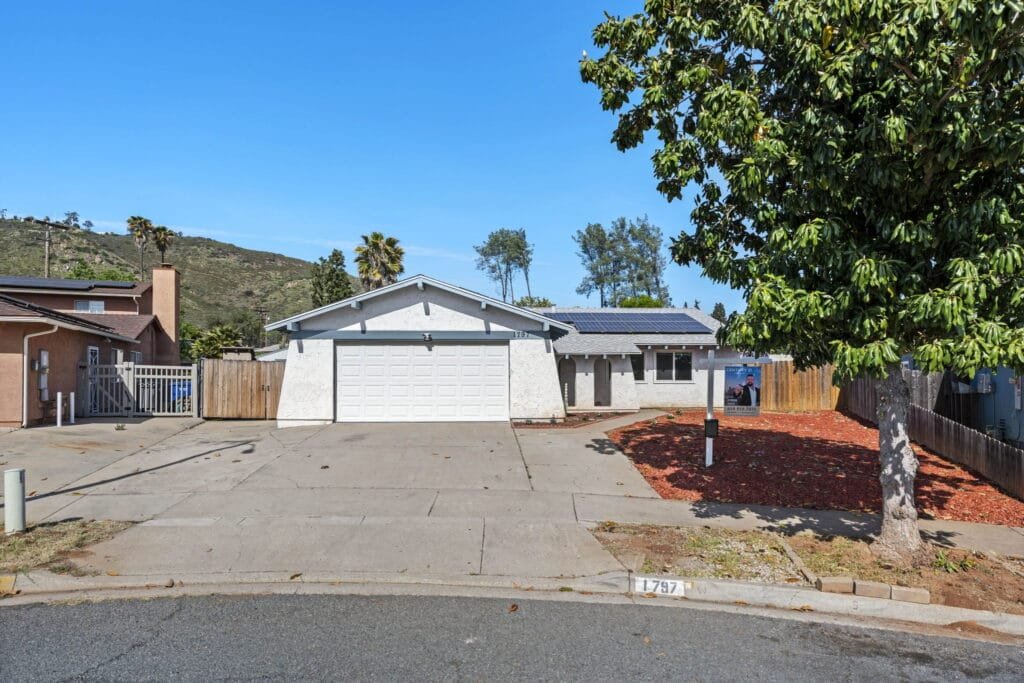 Real estate photography of 1797 Woodburn St t, El Cajon, CA 92021 by R360°