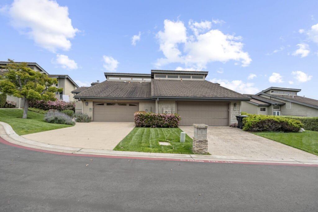 Real estate photography of 6669 La Jolla Scenic Drive South, San Diego, CA 92037 by R360°